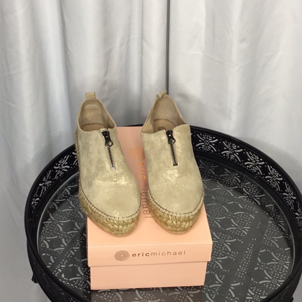 Eric Michael - Picture 2 of 4